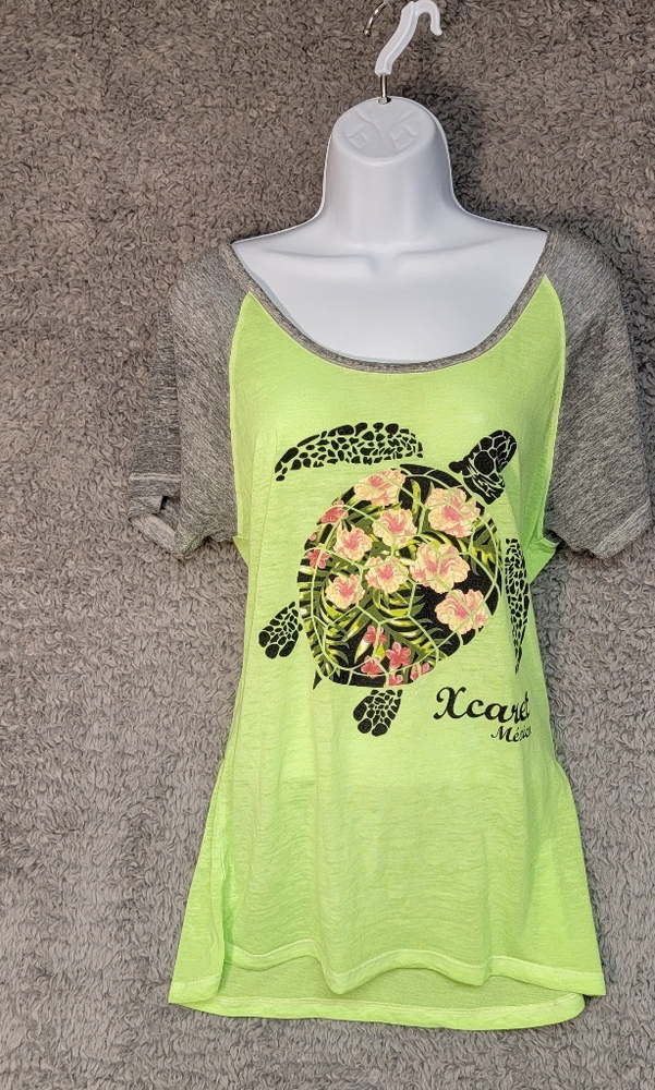 YACHTCLUB Womens Large Teet Yellow/Gray with Sea Turtle Design
